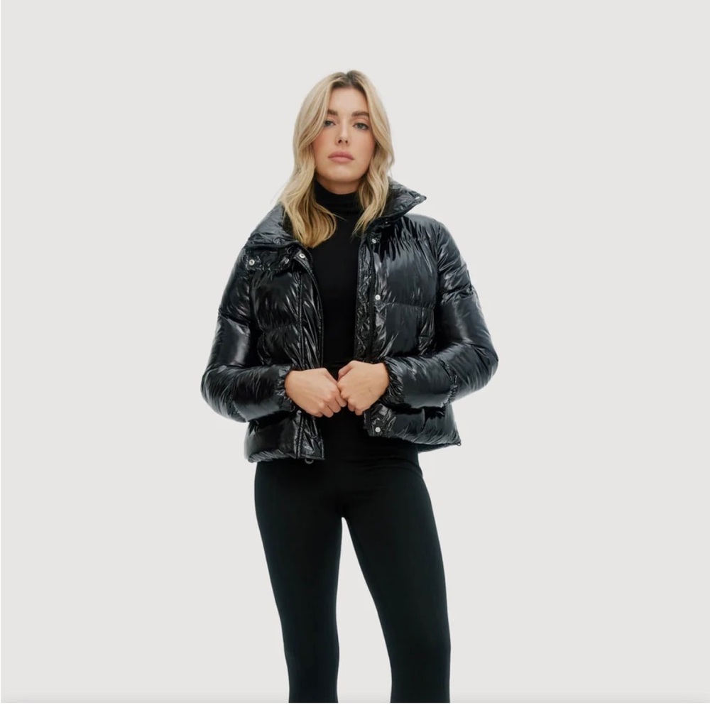 Noize “Coco” Cropped Glossy Puffer NEW - Picture 12 of 14